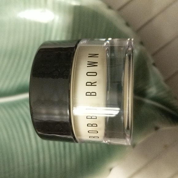 Vitamin Enriched Face Base - Picture 2 of 3